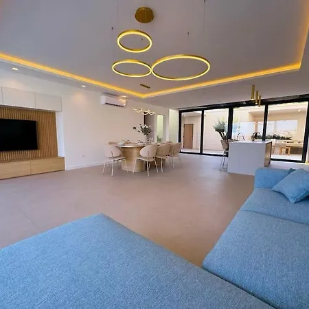 Villa Nikandra - A Designer's Dream - Zrnovnica